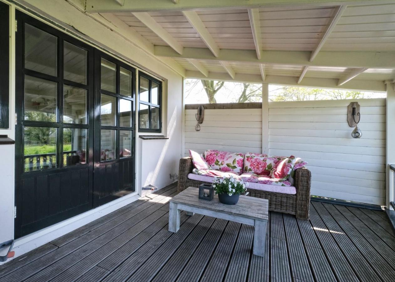 Idyllisch En Knus Huisje Met Prachtige Veranda. Oterleek Eksteriør billede